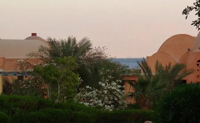 Miramar Heights אתר נופש 5*